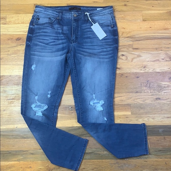 NWT KanCan Estilo Women’s Skinny Blue Jeans - Picture 1 of 9